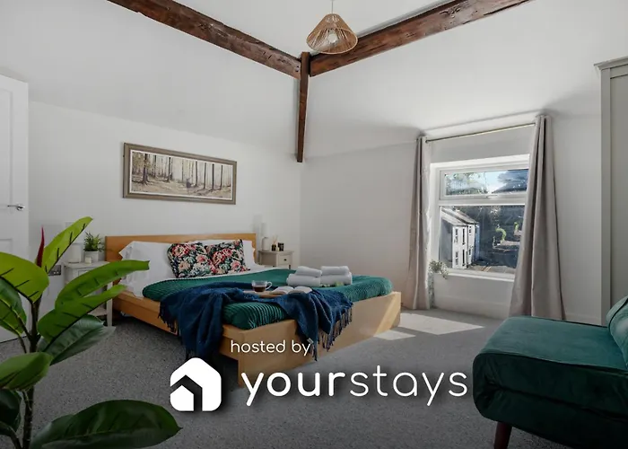 Hulley House By Yourstays - Superb House Near Hurdsfield Business Park, Perfect For Astrazenica!